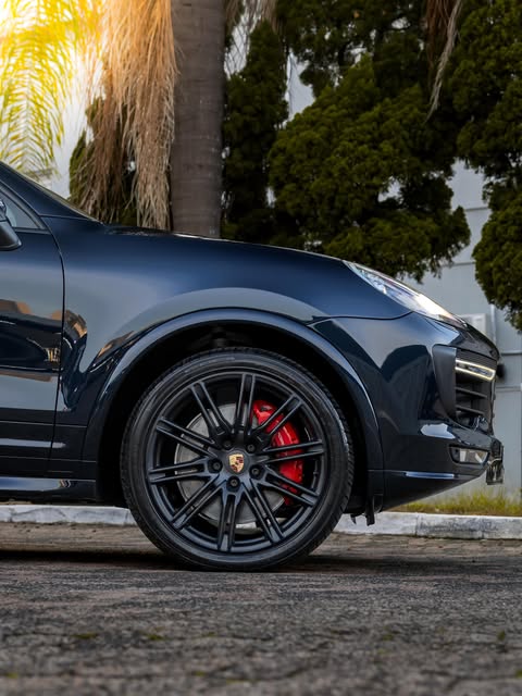 PORSCHE CAYENNE GTS - Imagem 15