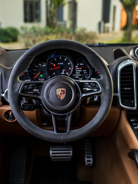 PORSCHE CAYENNE GTS - Imagem 9