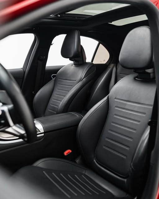 MERCEDES-BENZ C 300 AMG LINE - Imagem 7