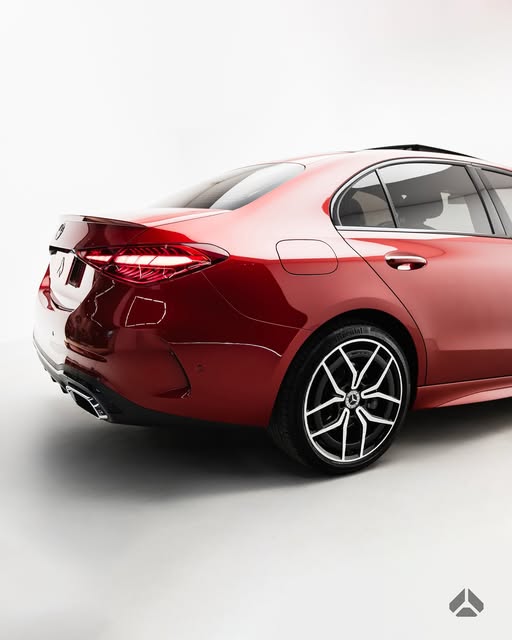 MERCEDES-BENZ C 300 AMG LINE - Imagem 10