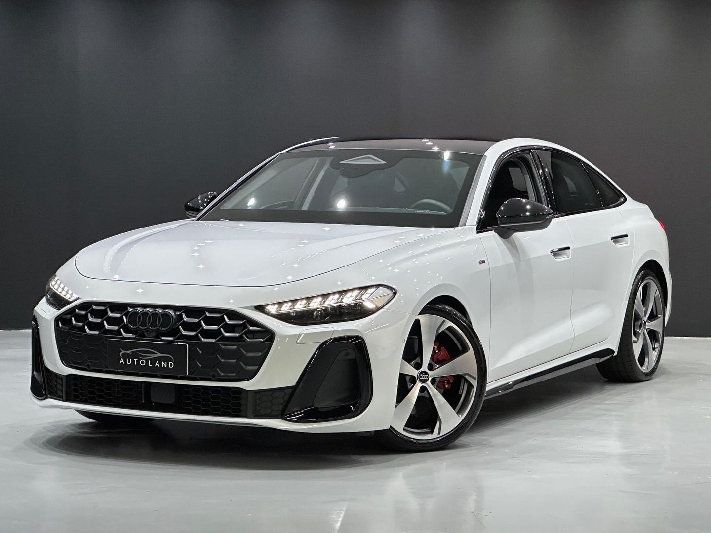 AUDI A5 2.0 TFSI GASOLINA PERFORMANCE S EDITION QUATTRO S-TRONIC - Imagem 3