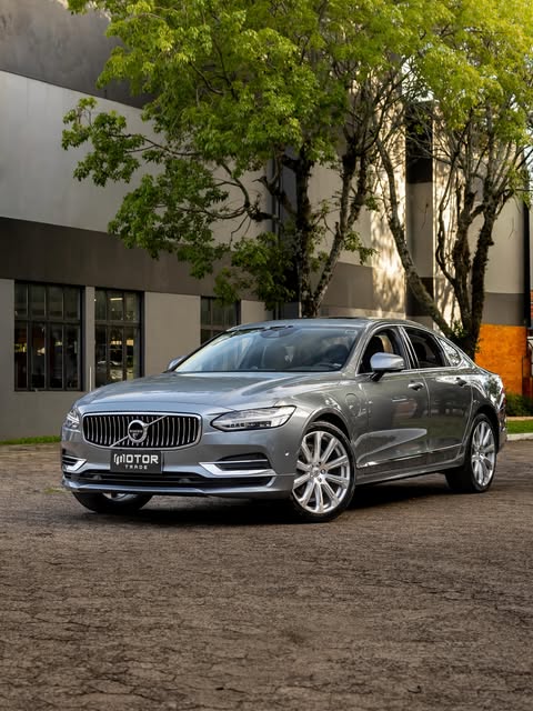 VOLVO S90 T8 INSCRIPTION - Imagem 1