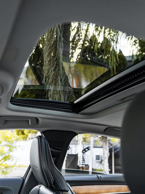 VOLVO S90 T8 INSCRIPTION - Imagem 7