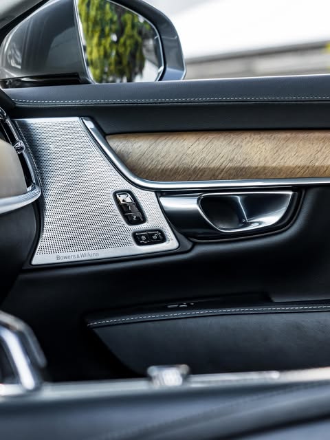 VOLVO S90 T8 INSCRIPTION - Imagem 9