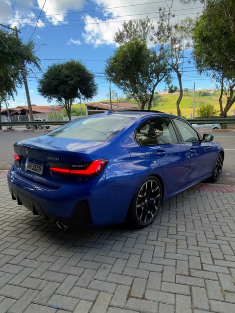 BMW 320I M SPORT - Imagem 4