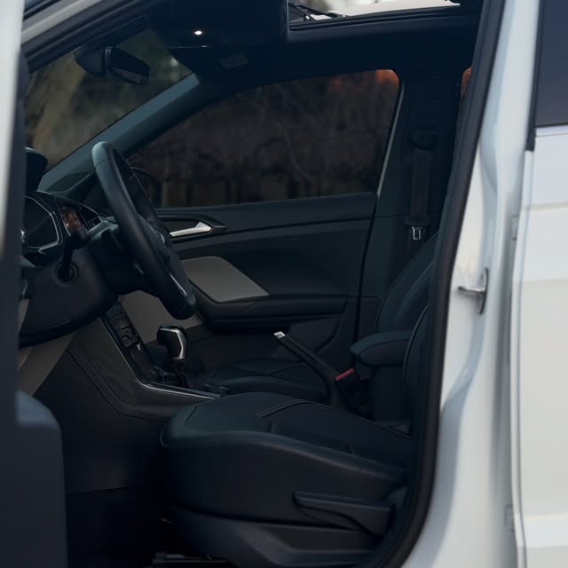 VOLKSWAGEN T-CROSS HIGHLINE 250TSI - Imagem 11