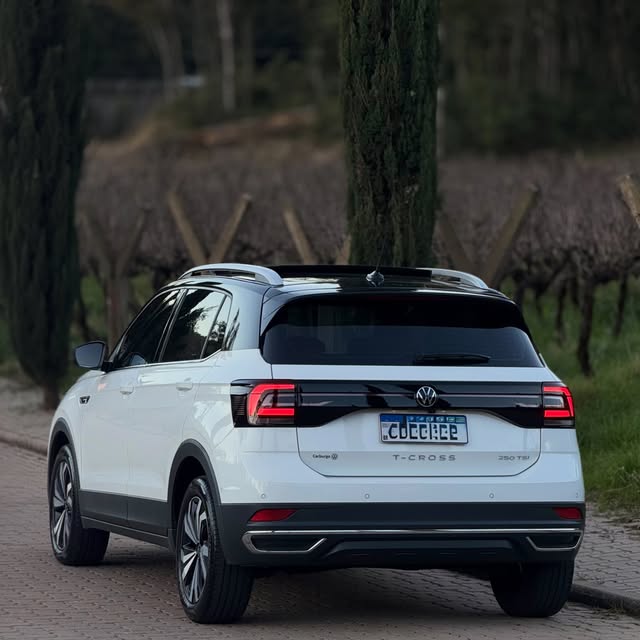 VOLKSWAGEN T-CROSS HIGHLINE 250TSI - Imagem 18