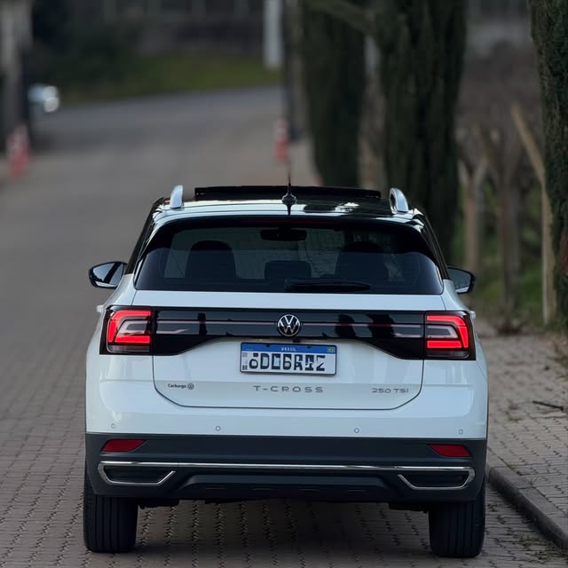VOLKSWAGEN T-CROSS HIGHLINE 250TSI - Imagem 19