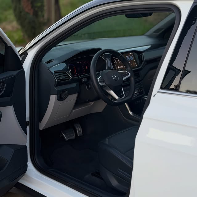 VOLKSWAGEN T-CROSS HIGHLINE 250TSI - Imagem 6