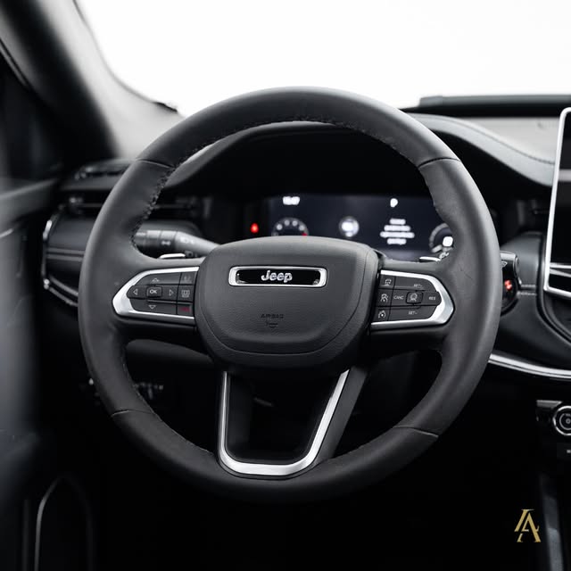 JEEP COMPASS BLACKHAWK - Imagem 15