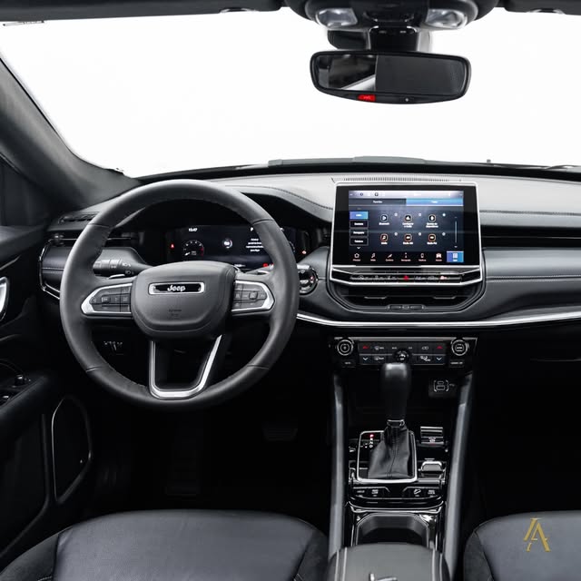 JEEP COMPASS BLACKHAWK - Imagem 18