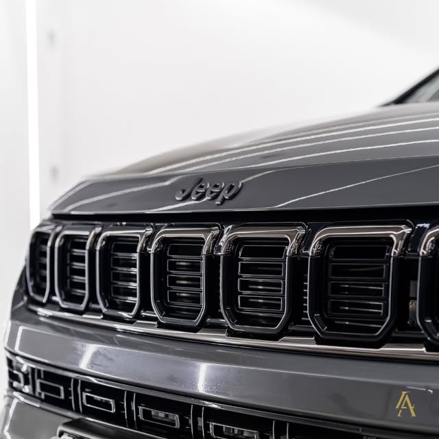 JEEP COMPASS BLACKHAWK - Imagem 5