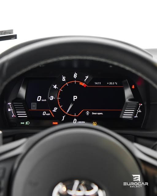 TOYOTA SUPRA - Imagem 15