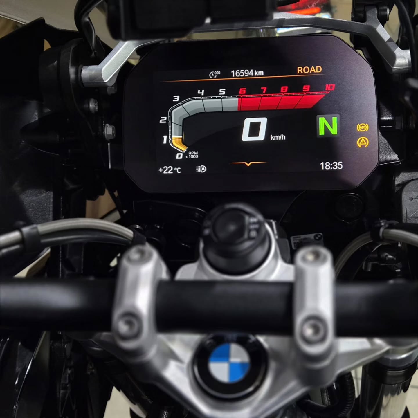 BMW GS PREMIUM TRIPLE BLACK OP 719 - Imagem 2