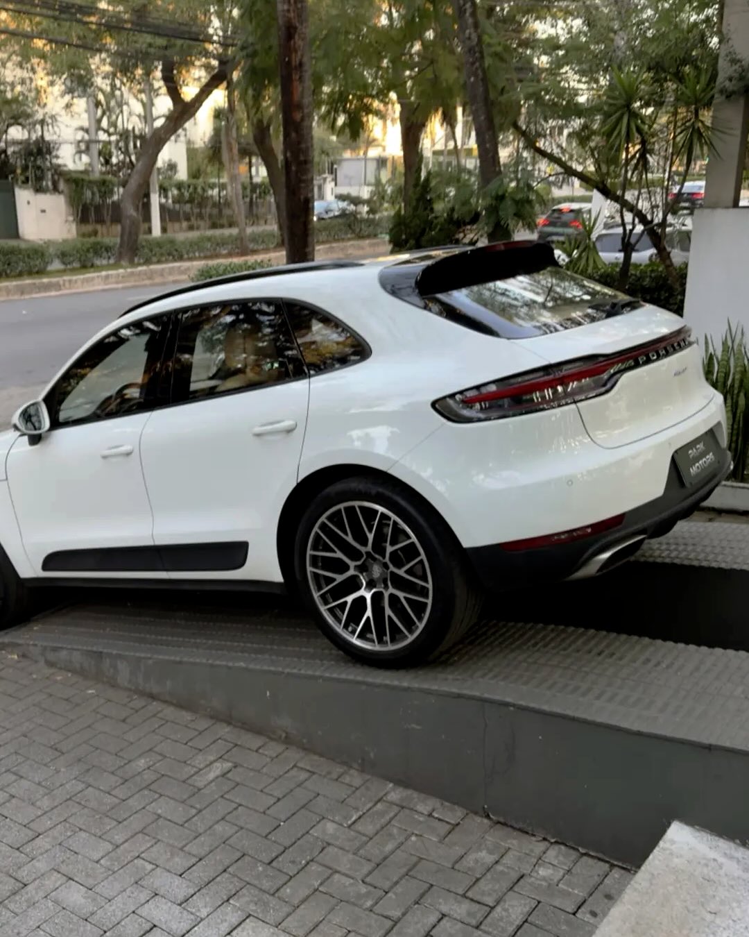 PORSCHE MACAN - Imagem 7
