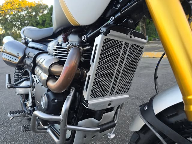 TRIUMPH SCRAMBLER XE - Imagem 8