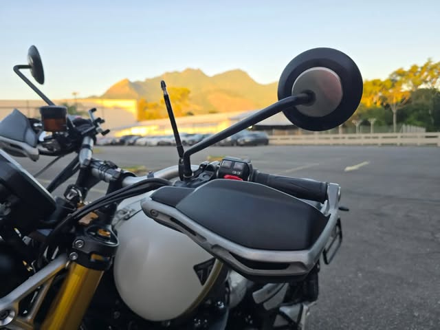 TRIUMPH SCRAMBLER XE - Imagem 10