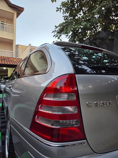 MERCEDES-BENZ C320 TOURING - Imagem 6