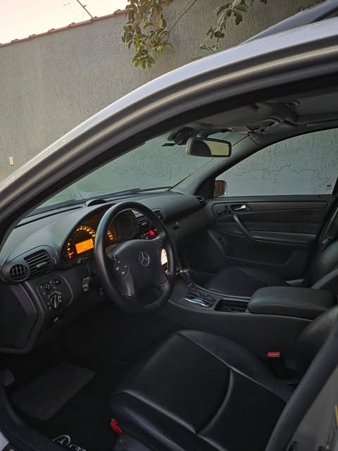 MERCEDES-BENZ C320 TOURING - Imagem 10