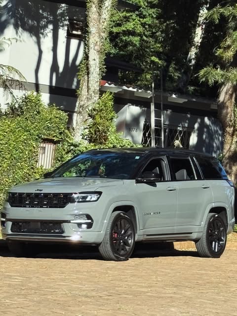 JEEP COMMANDER BLACKHAWK - Imagem 3