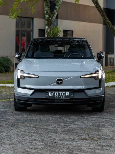VOLVO EX30 ULTRA E60 - Imagem 2