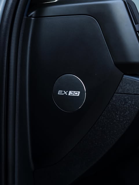 VOLVO EX30 ULTRA E60 - Imagem 7