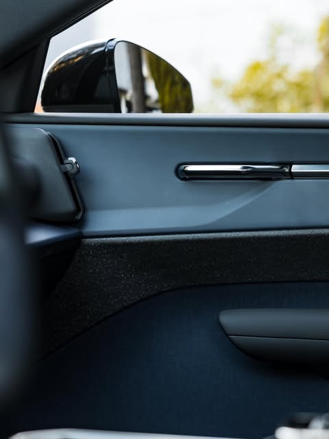 VOLVO EX30 ULTRA E60 - Imagem 8