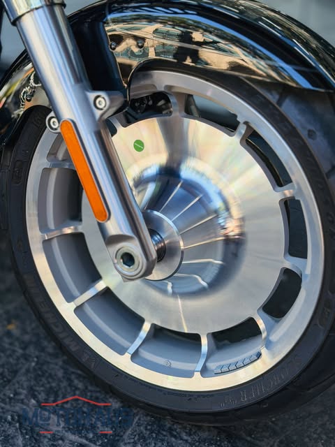 HARLEY-DAVIDSON FAT BOY - Imagem 11