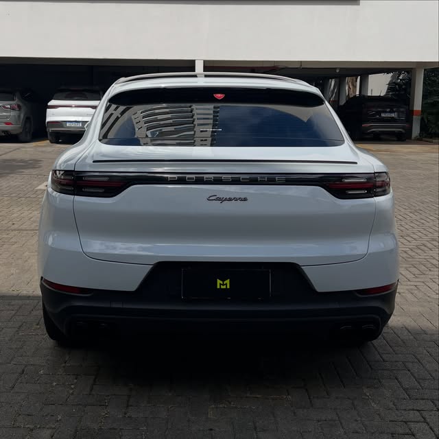 PORSCHE CAYENNE PLATINUM EDITION E-HYBRID COUPÉ - Imagem 6