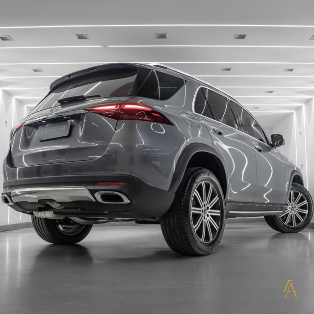 MERCEDES-BENZ GLE 450D - Imagem 16