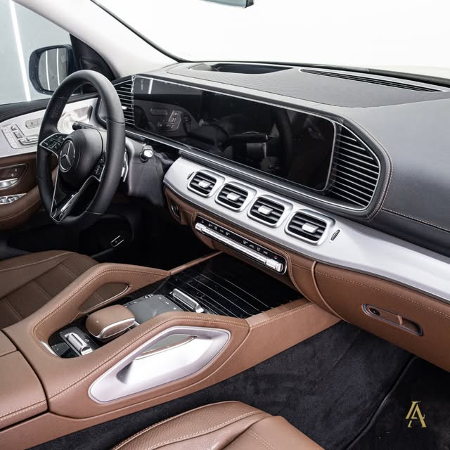 MERCEDES-BENZ GLE 450D - Imagem 5