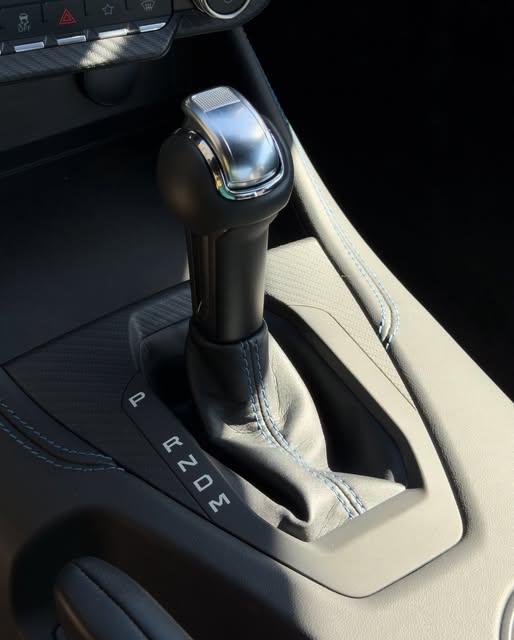 FORD MUSTANG DARK HORSE - Imagem 13