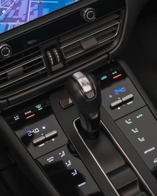 PORSCHE MACAN - Imagem 4
