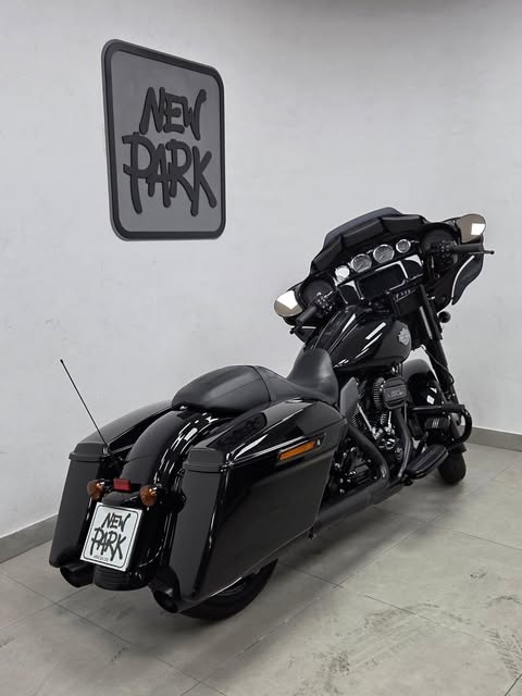 HARLEY-DAVIDSON STREET GLIDE SPECIAL - Imagem 1