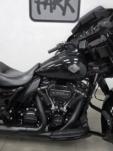 HARLEY-DAVIDSON STREET GLIDE SPECIAL - Imagem 4