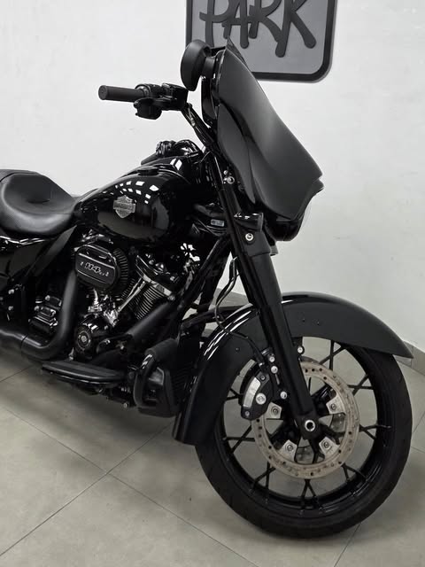 HARLEY-DAVIDSON STREET GLIDE SPECIAL - Imagem 5