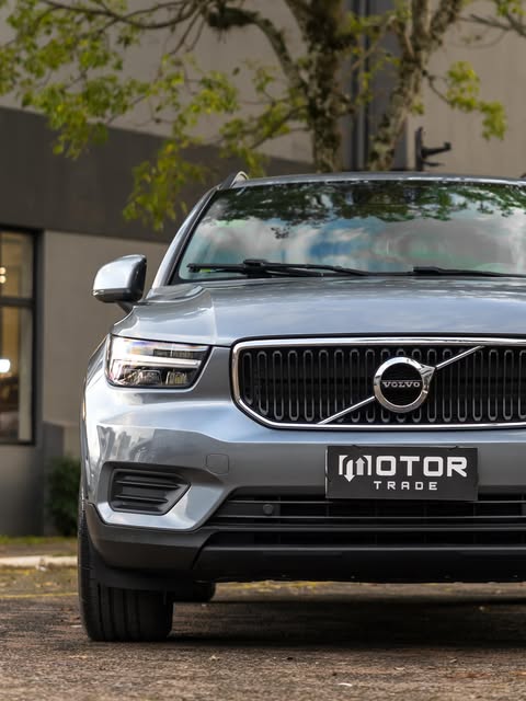 VOLVO XC40 T4 - Imagem 3