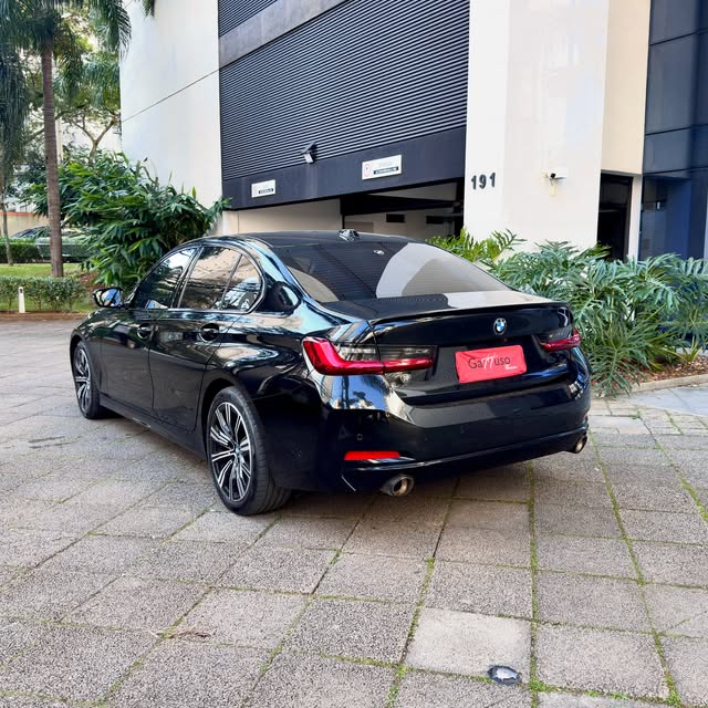BMW 320I GP - Imagem 4