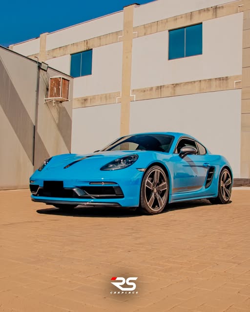 PORSCHE 718 CAYMAN T - Imagem 1