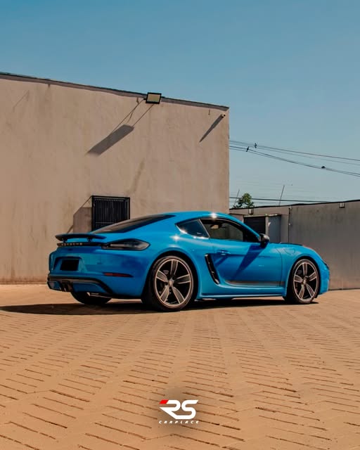 PORSCHE 718 CAYMAN T - Imagem 4