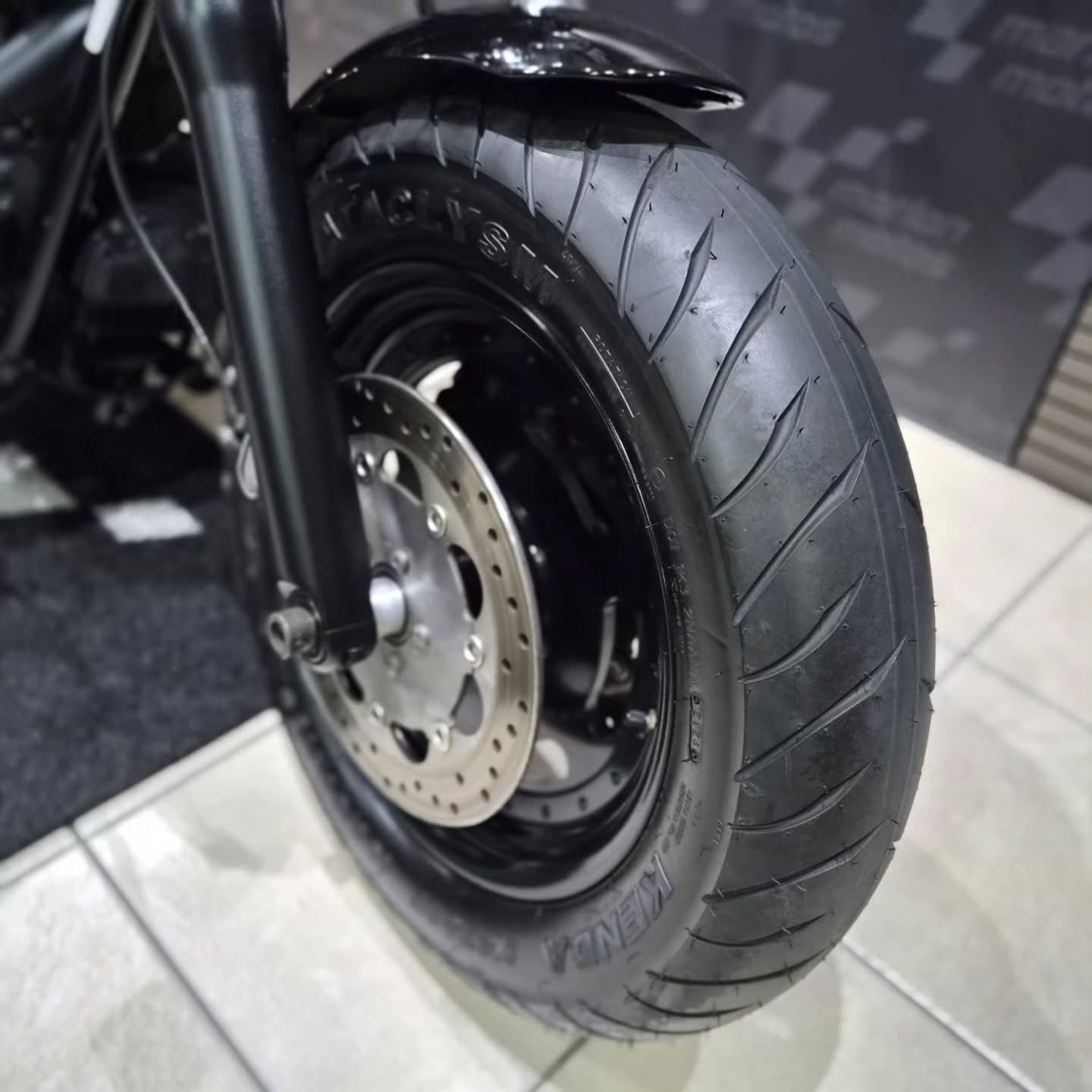 HARLEY-DAVIDSON DYNA FAT BOB - Imagem 4