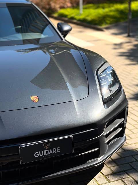 PORSCHE PANAMERA 4S E-HYBRID - Imagem 4