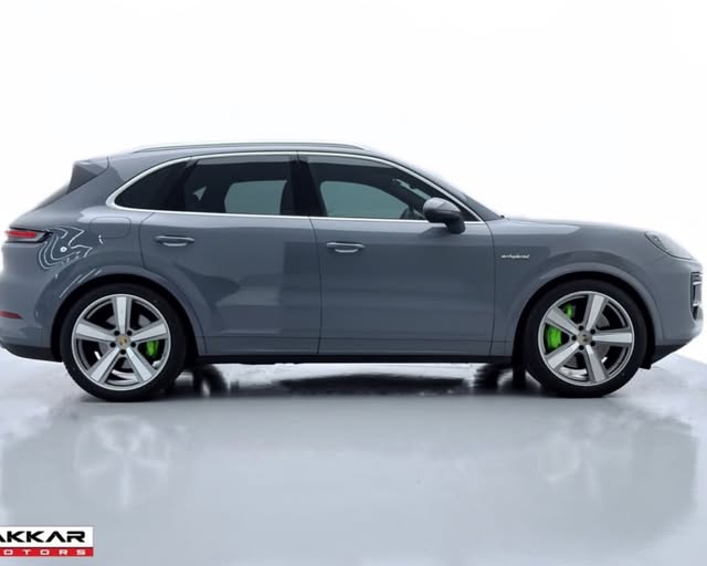 PORSCHE CAYENNE S E-HYBRID - Imagem 7