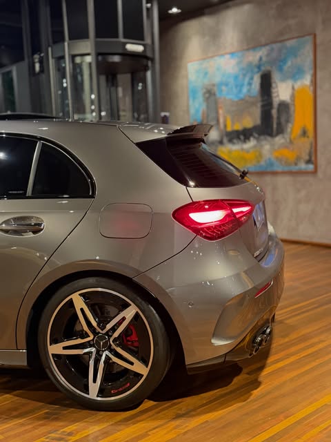 MERCEDES-BENZ A45 AMG - Imagem 4
