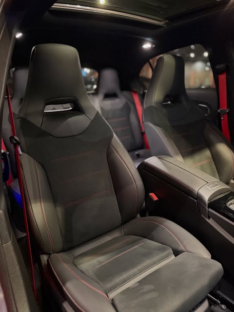 MERCEDES-BENZ A45 AMG - Imagem 9