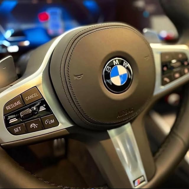 BMW 320I M SPORT - Imagem 6
