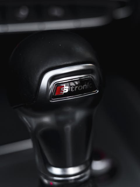 AUDI TT ROADSTER - Imagem 14
