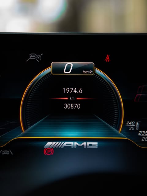 MERCEDES-BENZ A45 AMG S - Imagem 18