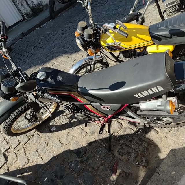 YAMAHA DT - Imagem 7