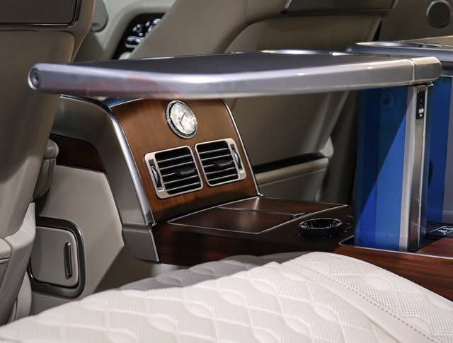 LAND ROVER RANGE ROVER VOGUE SV AUTOBIOGRAPHY LONG WHEELBASE - Imagem 11